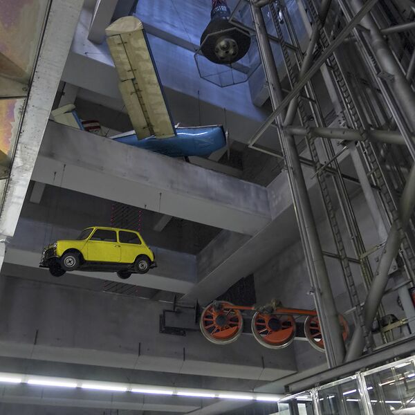 Datei:15 U-Bahnstation Schweglerstraße.jpg