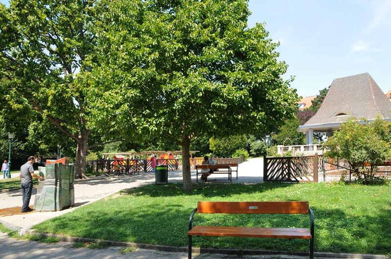 Datei:16 Kongreßpark Spielplatz.jpg