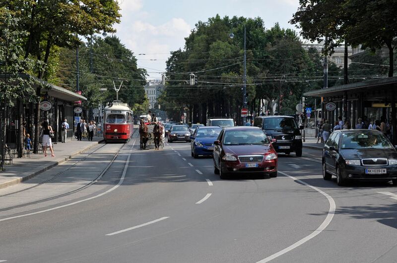 Datei:1 Ringstraße.jpg