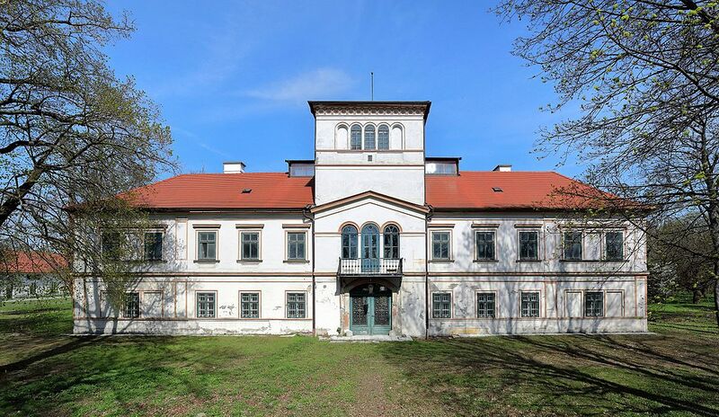 Datei:22 Schloss Süßenbrunn.JPG