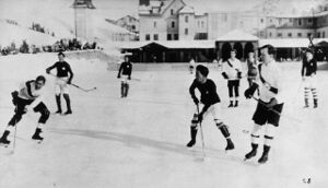 Eishockeyspiel 1922 2.jpg