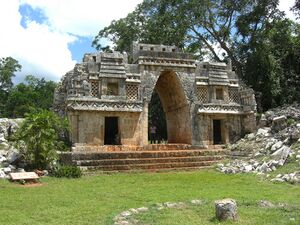 Maya Tempel Labna.jpg